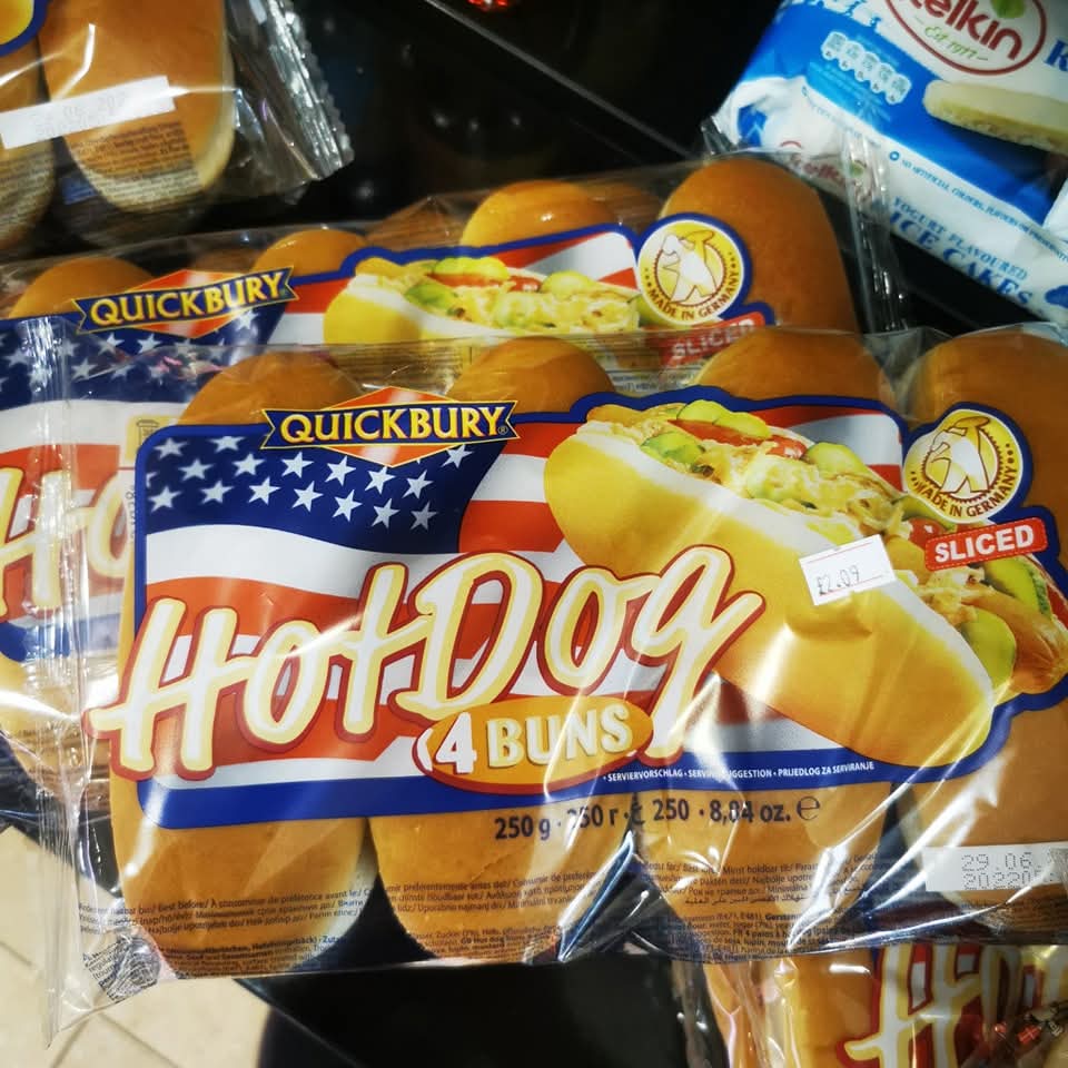 Hot dog buns