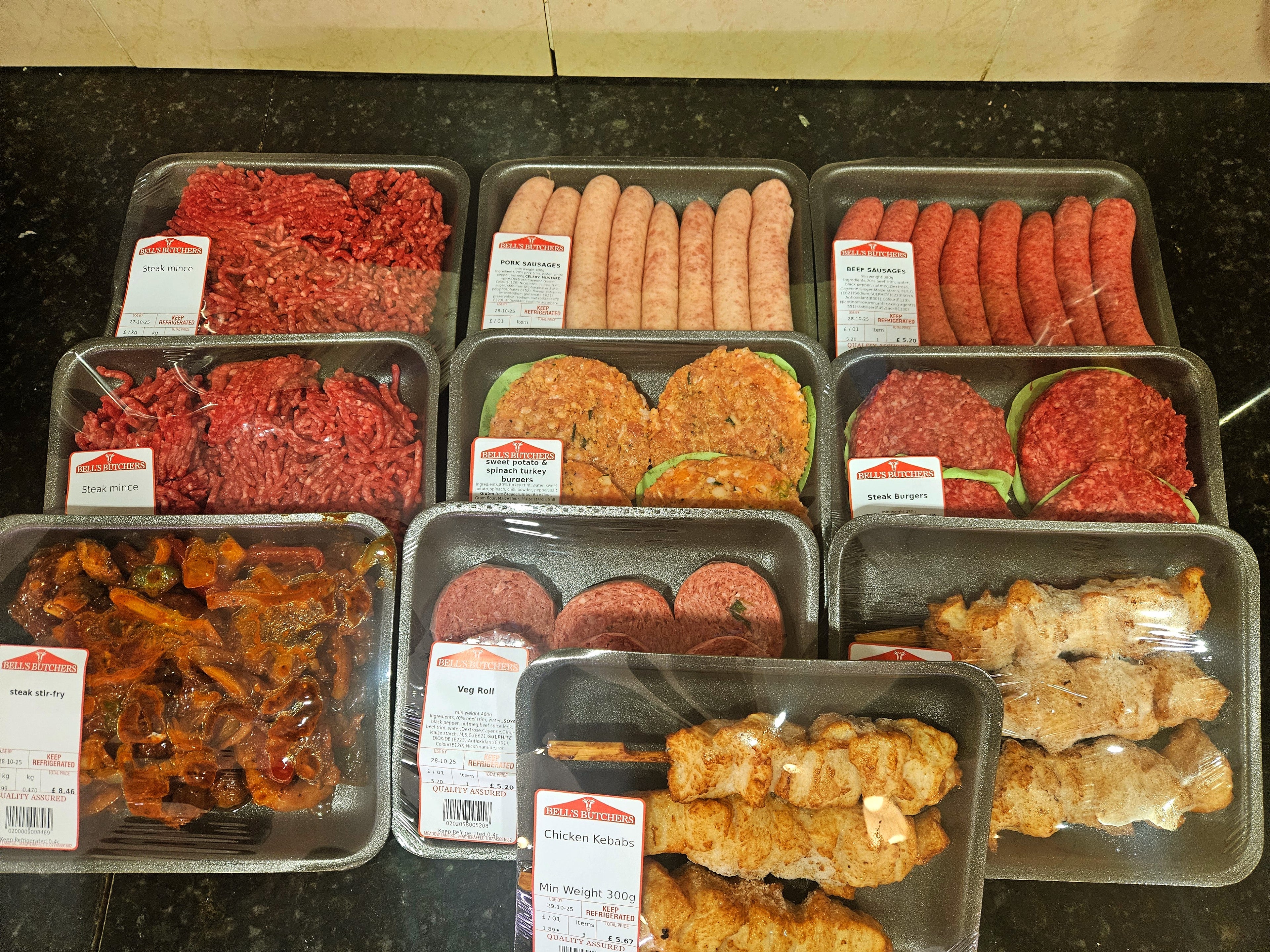 £55. Gluten free pack.             lean steak mince x 2, 1lb Sausages x 2, 8 x 4oz lean steak burgers, 1lb vegetable roll, 6 large  cooked chicken Kababs, 1lb stirfry of choice